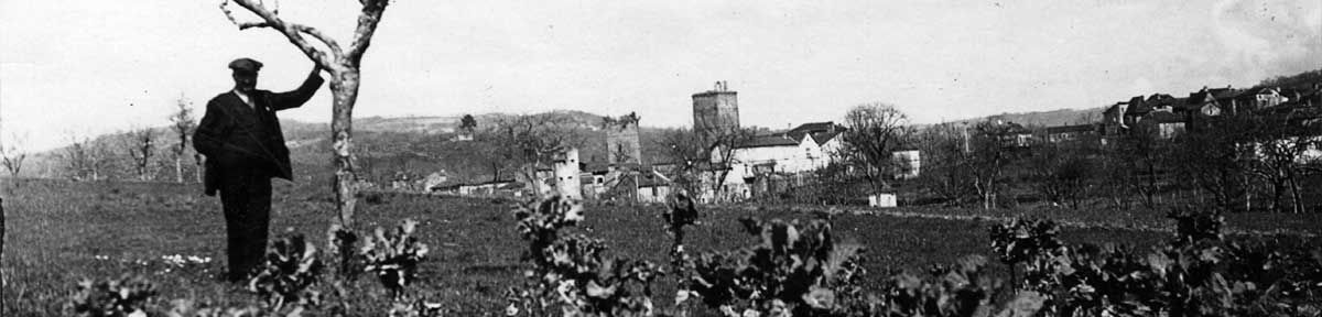 Vue de Cardaillac en noir et blanc de cardaillac